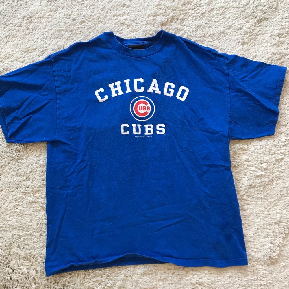3/$15 Chicago Cubs T-shirt